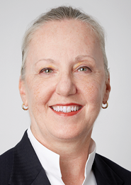 Harriet Munrett Wolfe, Webster Bank, Webster Financial Corporation